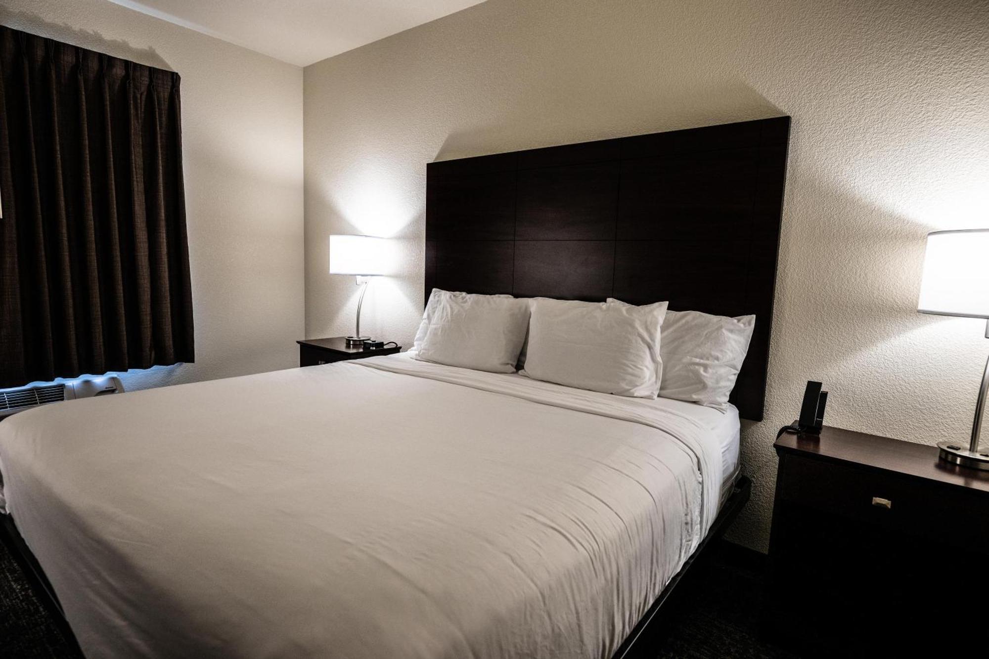 Cobblestone Hotel & Suites - Lamar Exterior foto